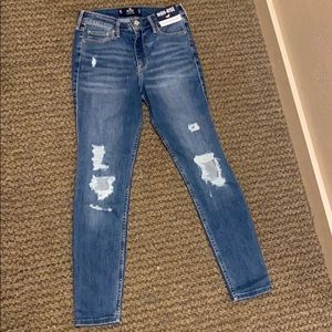Hollis tee jeans brand new!!